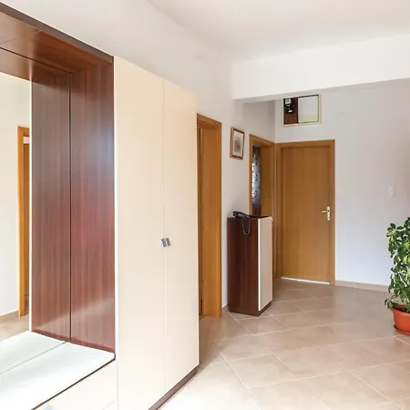 Cozy In With Kitchen * Kresevo